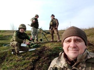 Доцент ТНПУ творить сучасну історію на передовій (ФОТО) Доцент ТНПУ творить сучасну історію на передовій (ФОТО)