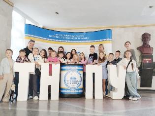 Кафедра романо-германської філології: профорієнтація в дії! (ФОТО) Кафедра романо-германської філології: профорієнтація в дії! (ФОТО)