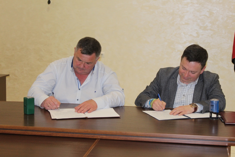 Підписано договір про співпрацю ТНПУ і Великогаївської громади