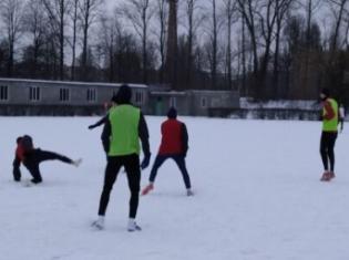 ЗМІ про нас. У Тернополі на снігу грають футбол, щоб здобути кубок ректора ТНПУ (ФОТО)
