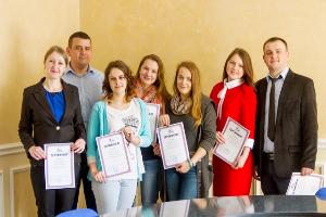 Волонтерам з ТНПУ ім.В.Гнатюка вручили сертифікати учасника освітнього соціального проекту «Онлайн-репетитор – 2015»