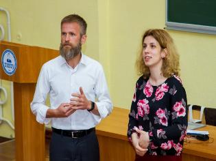 В ТНПУ ім.В.Гнатюка відбулась презентація стипендіальної програми німецької економіки для України. Триває набір заявок (ФОТО)