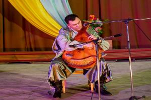 В ТНПУ ім.В.Гнатюка відбувся концерт до дня народження Великого Кобзаря  «Ти до мене, Україно, думами Шевченка гомониш…»