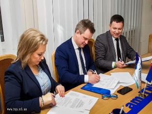 Підписано договір про співпрацю ТНПУ з Вищою педагогічною школою у Варшаві   (Республіка Польща) (ФОТО)