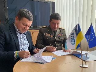 Підписано угоду про співпрацю ТНПУ з професійним військово-спортивним коледжем (ФОТО) Підписано угоду про співпрацю ТНПУ з професійним військово-спортивним коледжем (ФОТО)