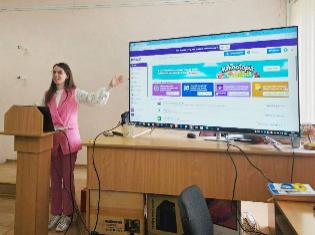 Гостьова лекція на факультеті мистецтв ТНПУ на тему «Інформаційно-цифрові технології у професійній діяльності вчителя музичного мистецтва» (ФОТО) Гостьова лекція на факультеті мистецтв ТНПУ на тему «Інформаційно-цифрові технології у професійній діяльності вчителя музичного мистецтва» (ФОТО)