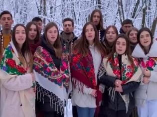 Молодіжний хор факультету мистецтв ТНПУ вітає із зимовими святами (ВІДЕО)
