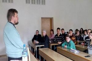 На історичному факультеті ТНПУ ім.В.Гнатюка провели зустріч-диспут із краєзнавцем і письменником Сергієм Синюком