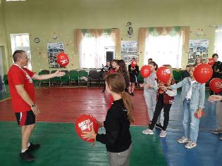 Викладачі ТНПУ навчали дітей зі всієї України грати у бадмінтон