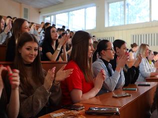 Учні "Української гімназії" провели один день у ТНПУ