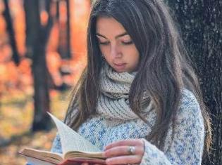 Студентка ТНПУ Вероніка Чайківська ділиться читацькими вподобаннями (ВІДЕО)