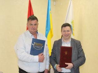 Підписано договір про співпрацю ТНПУ і Великогаївської громади