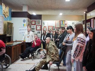 Працівники та здобувачі освіти ТНПУ завітали на святкування 111-ї річниці Тернопільського обласного краєзнавчого музею (ВІДЕО, ФОТО)