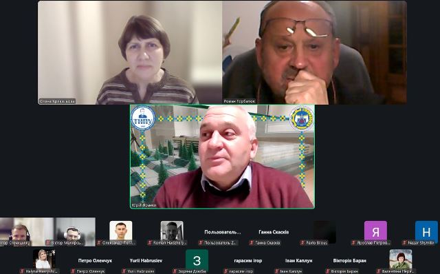  Дискусія. Завідувач кафедри комп'ютерних технологій Франко Ю. П.