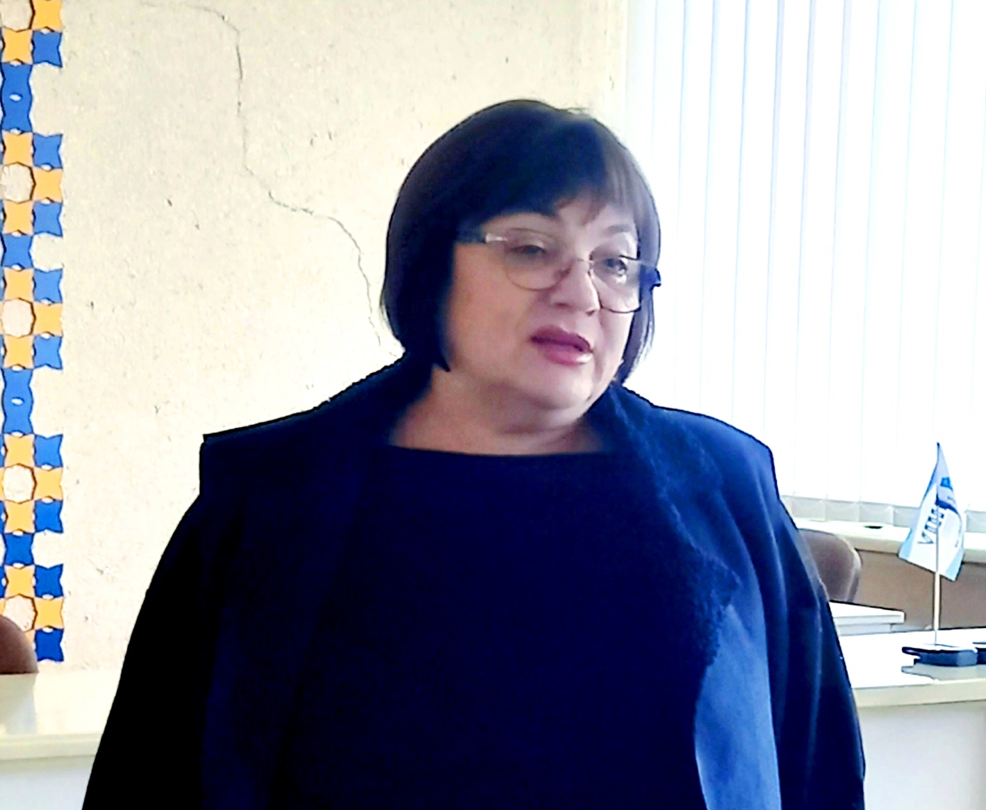 Надія Дробик веде засідання.jpg