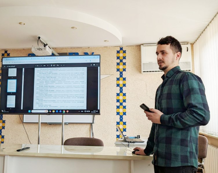 Доповідь голови СНТ хіміко-біологічного факультету Віктора МАРКІВА