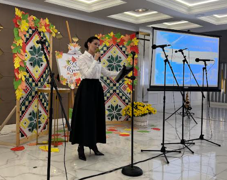  Доктор філософії, асистент кафедри музикознавства та методики музичного мистецтва Тетяна Задорожна.png