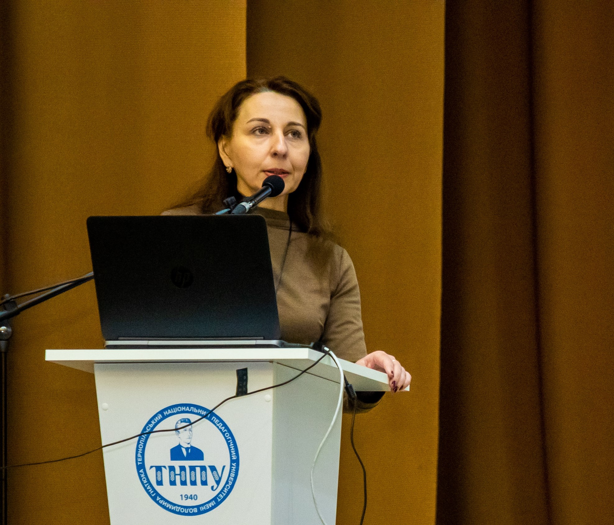 проректор з наукової роботи та міжнародного співробітництва Фальфушинська Г. І.