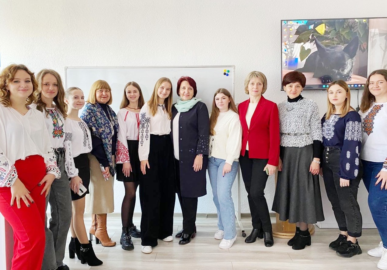 Група СОПМУ-23 із запрошеними на захід викладачами