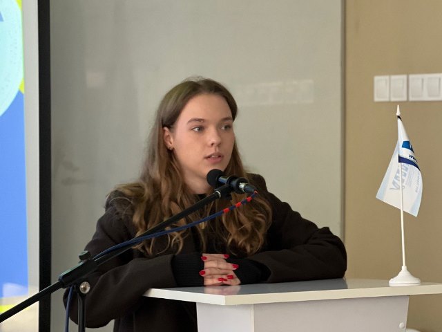 Вітальне слово голови студуряду Софії КРАВЧУК.JPG