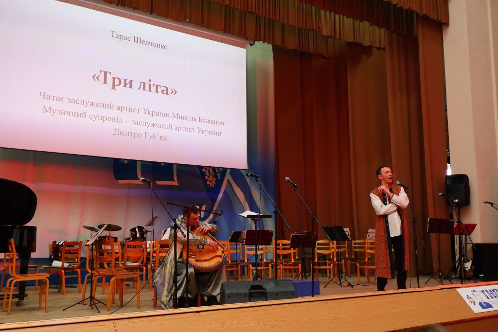 На фото Дмитро Губ’як та Микола Бажанов