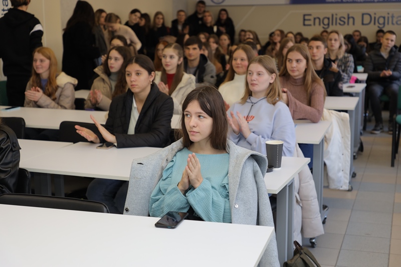 Учасники науково-популярного лекторію