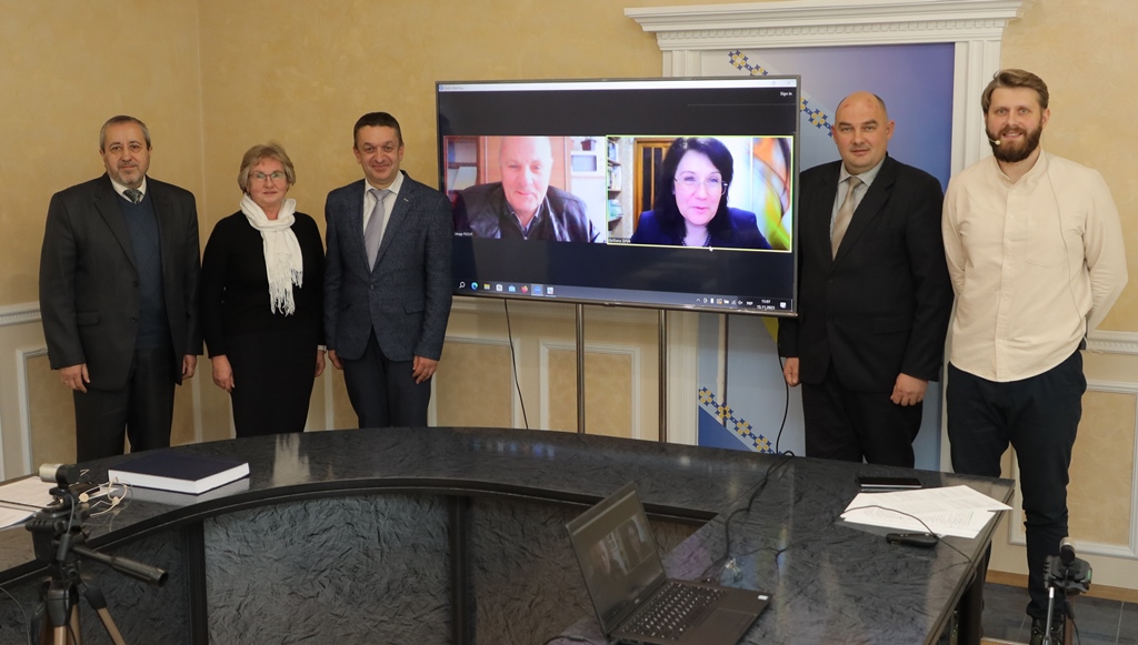 Вітаємо Ковбасу Василя Михайловича з успішним захистом дисертації 