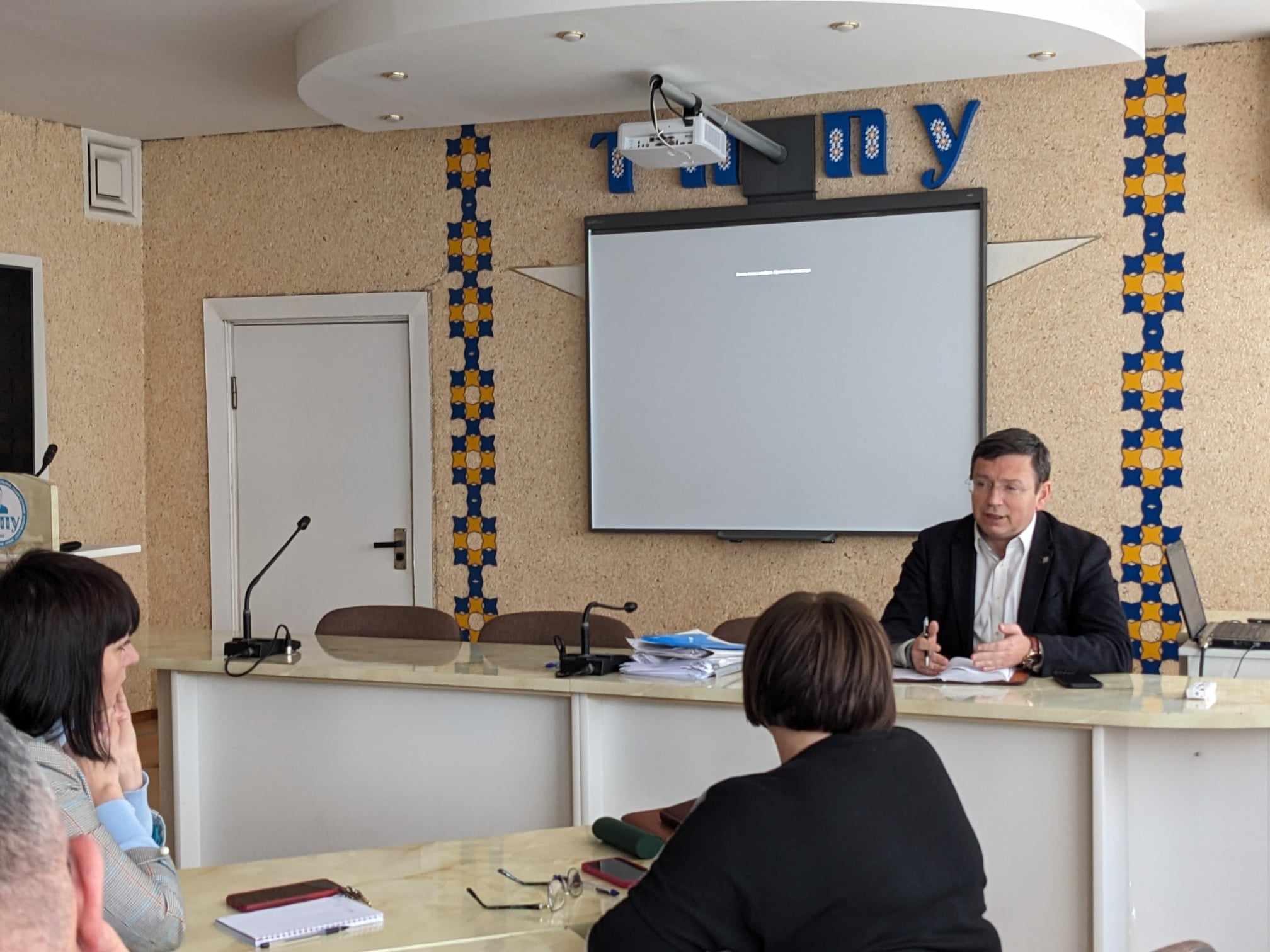 Обговорення актуальних питань на засіданні ректорату