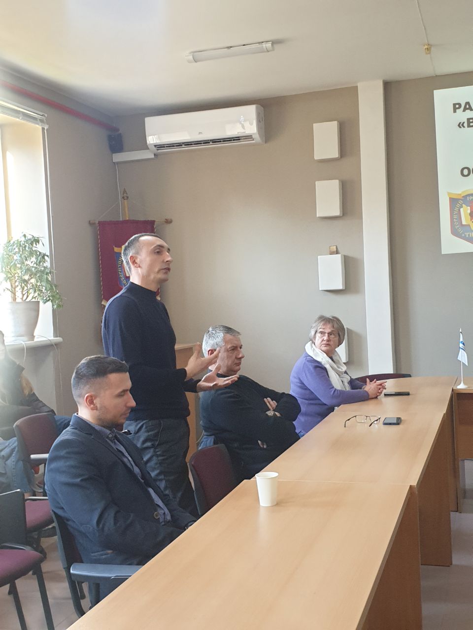 Активне обговорення