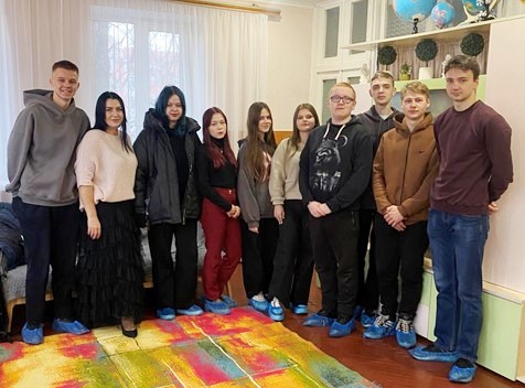 Студенти-майбутні психологи бізнесу і управління зі стейкхолдеркою ОПП «Психологія бізнесу і управління», директоркою Центрів Наталією Костюк