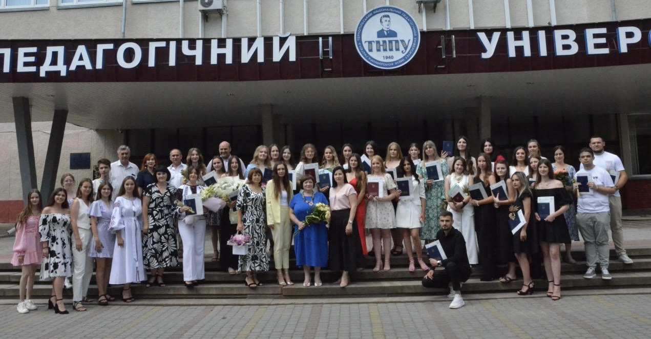 Спільне фото на згадку Спільне фото на згадку