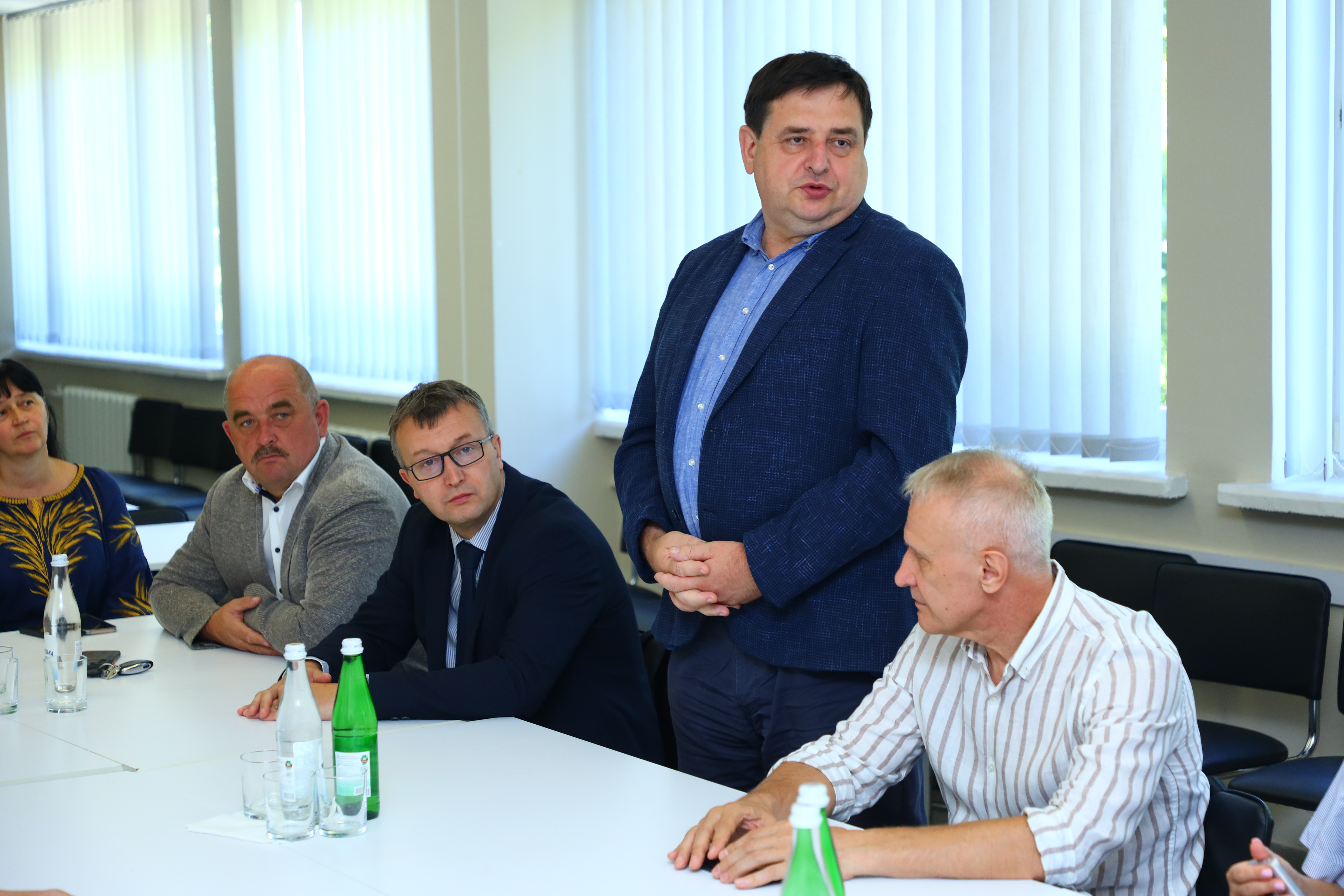 Міжнародні колеги