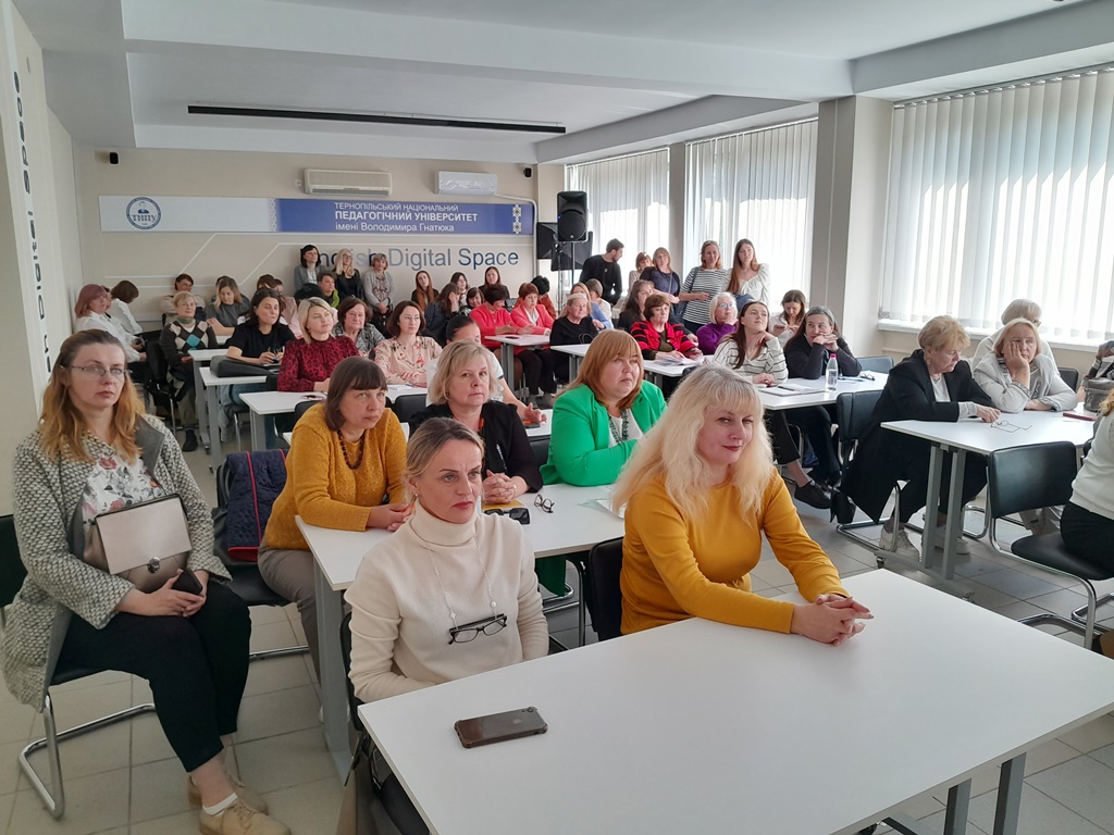 Робота аналітико-прогностичної паралелі з підготовки педагогів до реалізації профільної школи НУШ