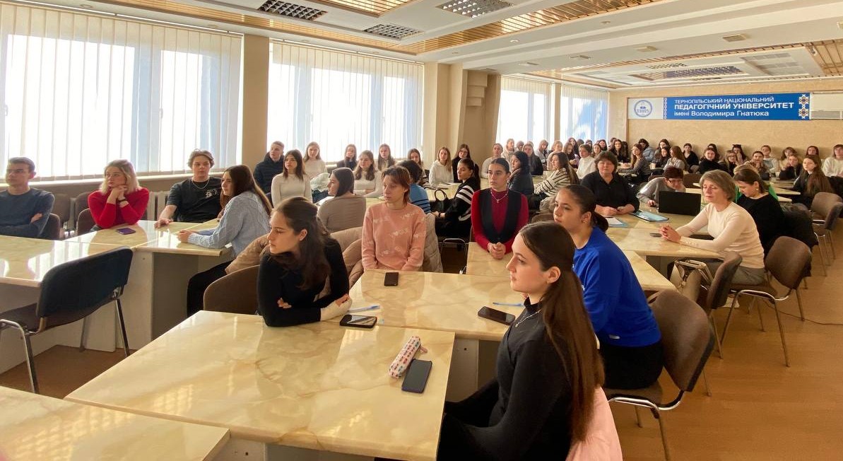 Учасники освітнього заходу «ДоброЧесність»