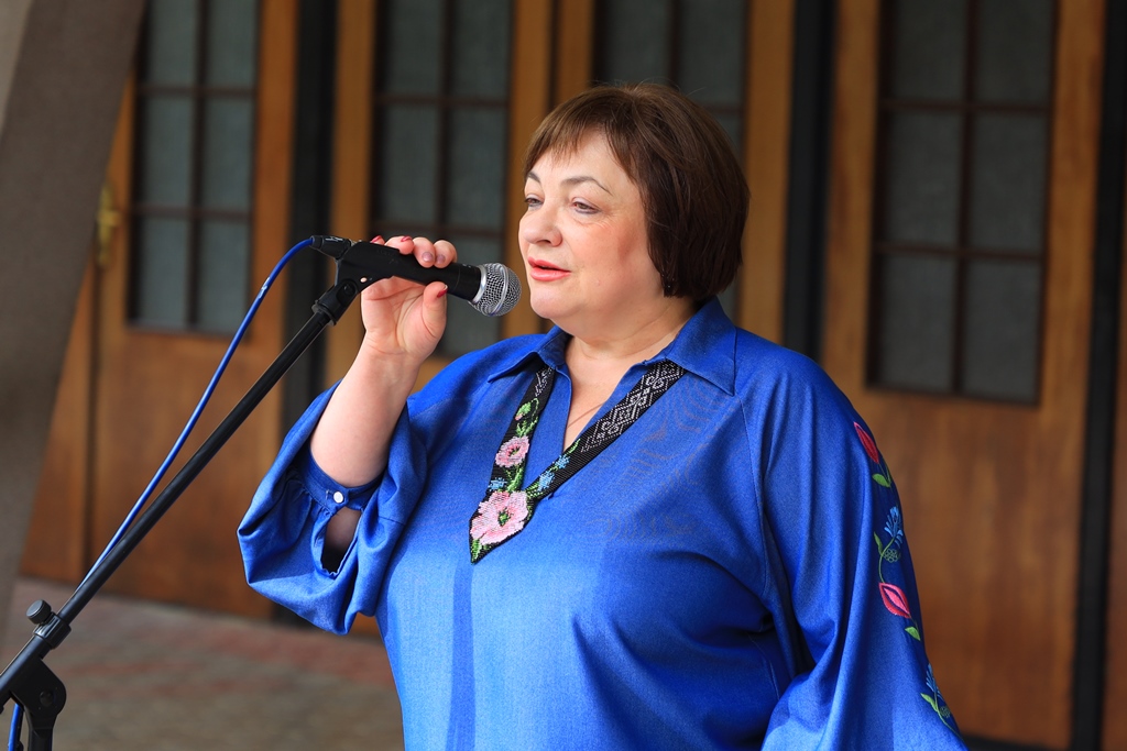 Надія Михайлівна Дробик - перша проректорка університету