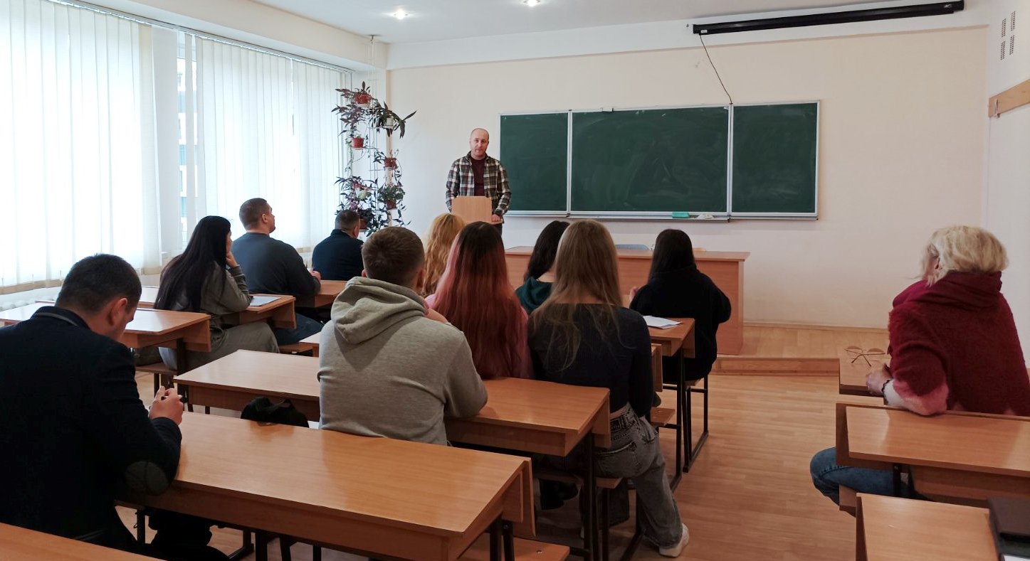 Жвава дискусія з магістрантами