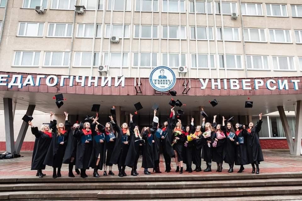 «В 10-ку ТНПУ» – факультет філології і журналістики