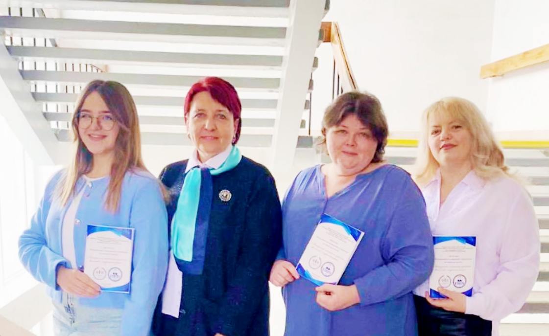  Щира подяка всім учасникам та гостям конференції за їхню активну участь, глибокі дискусії та змістовні доповіді..jpg