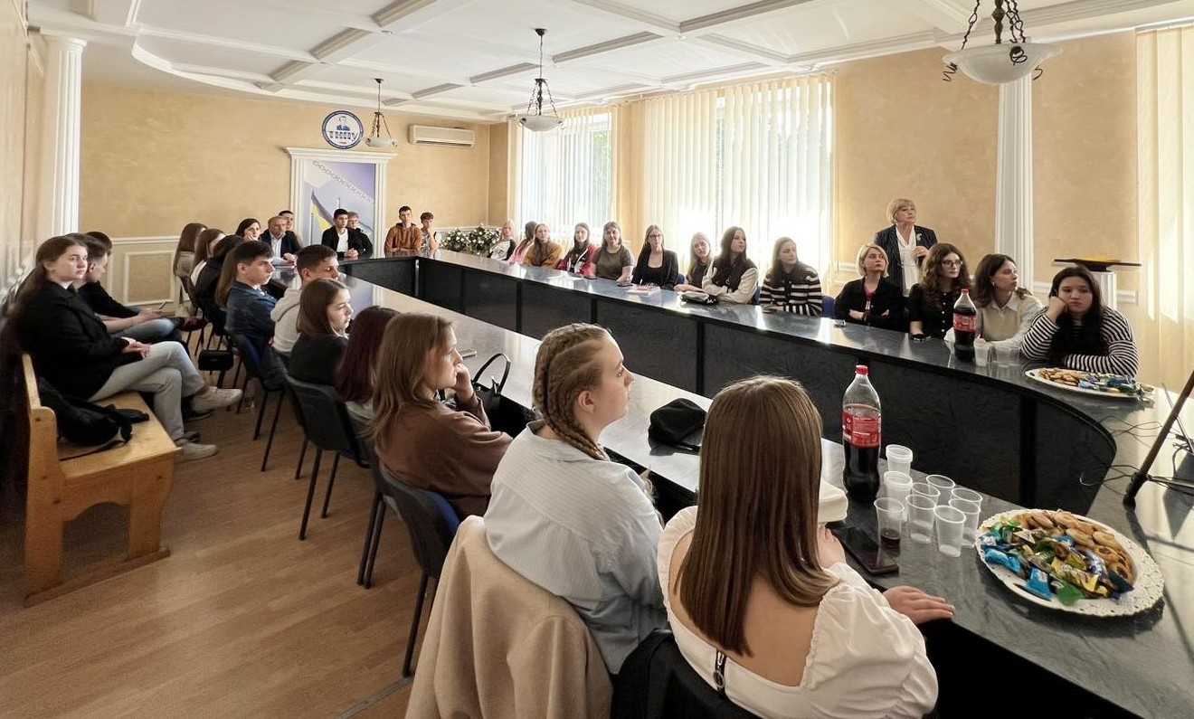  Закриття медіашколи.jpg