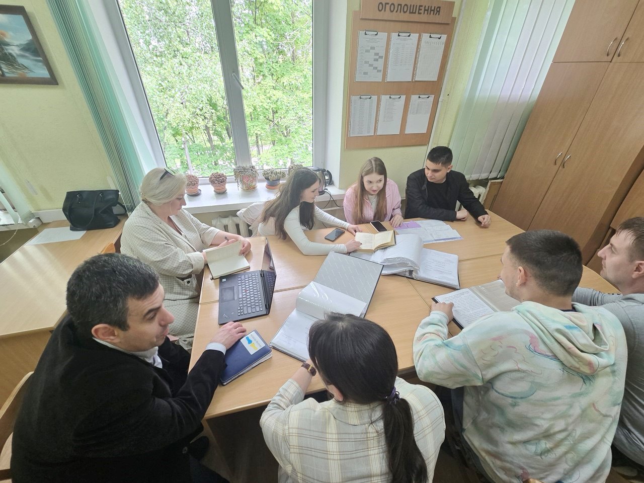  Учасники наукового гуртка.jpg