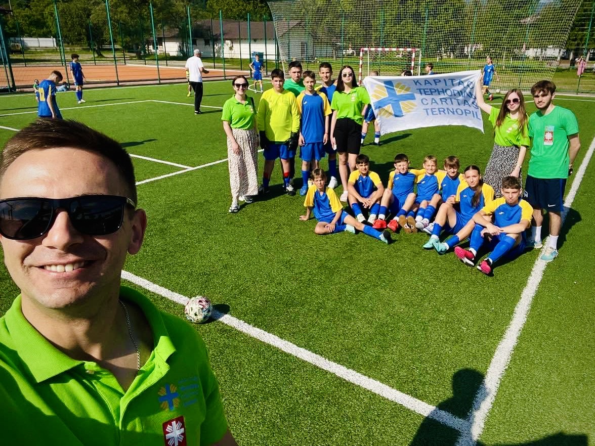 Команда переможців Кубку Карітас Україна з футболу