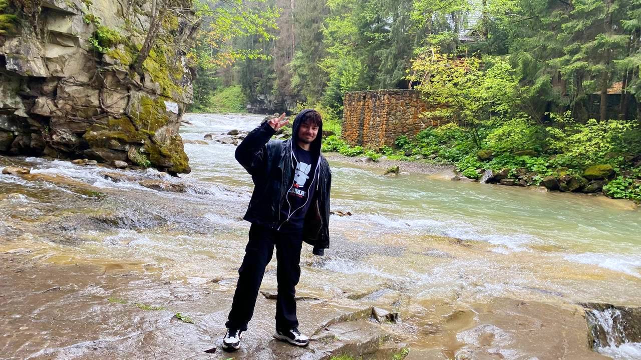  У Чемегівському каньйоні.jp