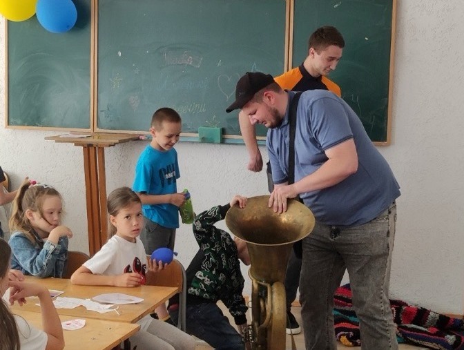 Духовий інструмент-ТУБА.jpg