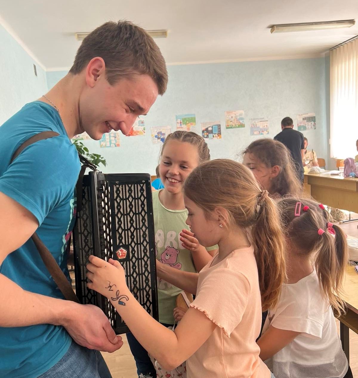 Ознайомлення з баяном.jpg