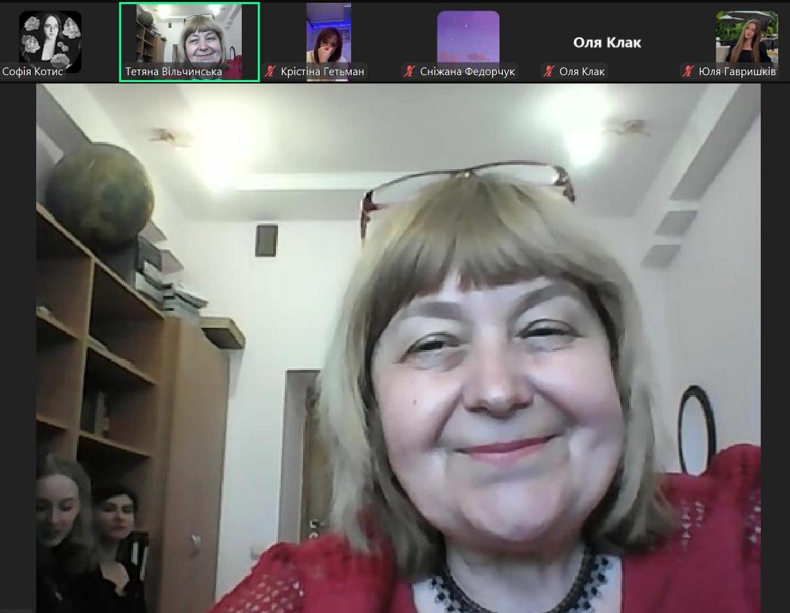  Професор Тетяна Пилипівна Вільчинська вітальним словом розпочинає урок.jpg