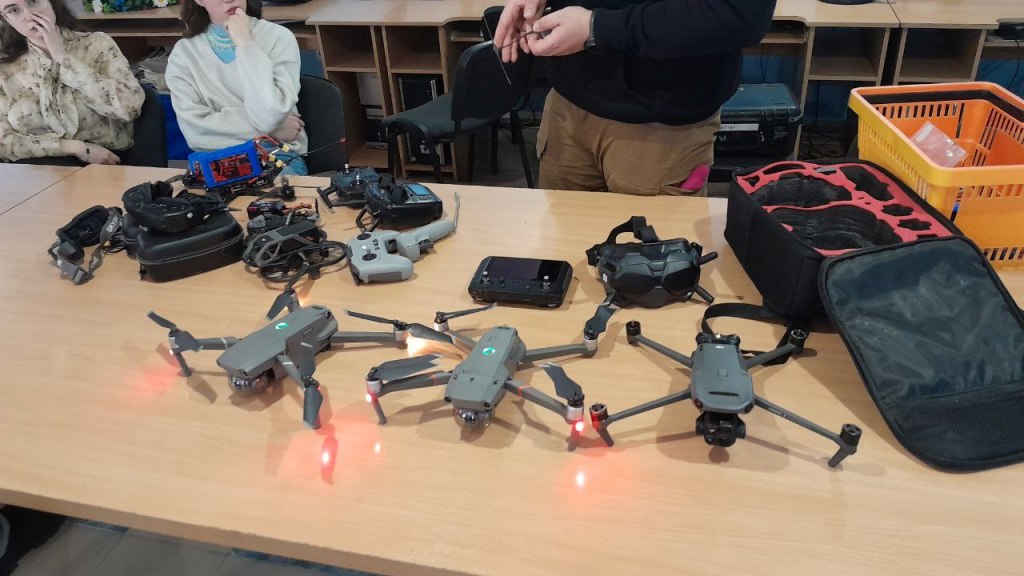 Наочне приладдя студентів у наш час