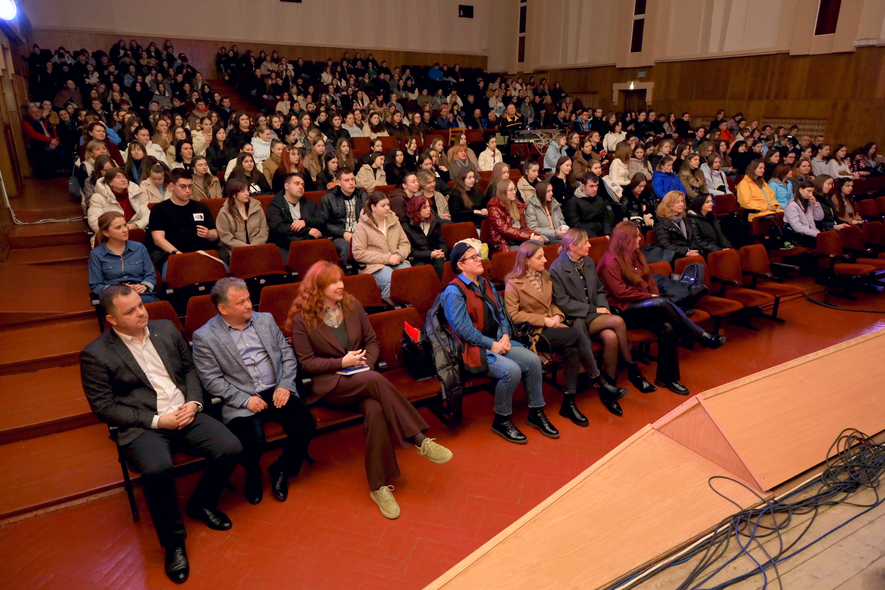 Глядацький аншлаг