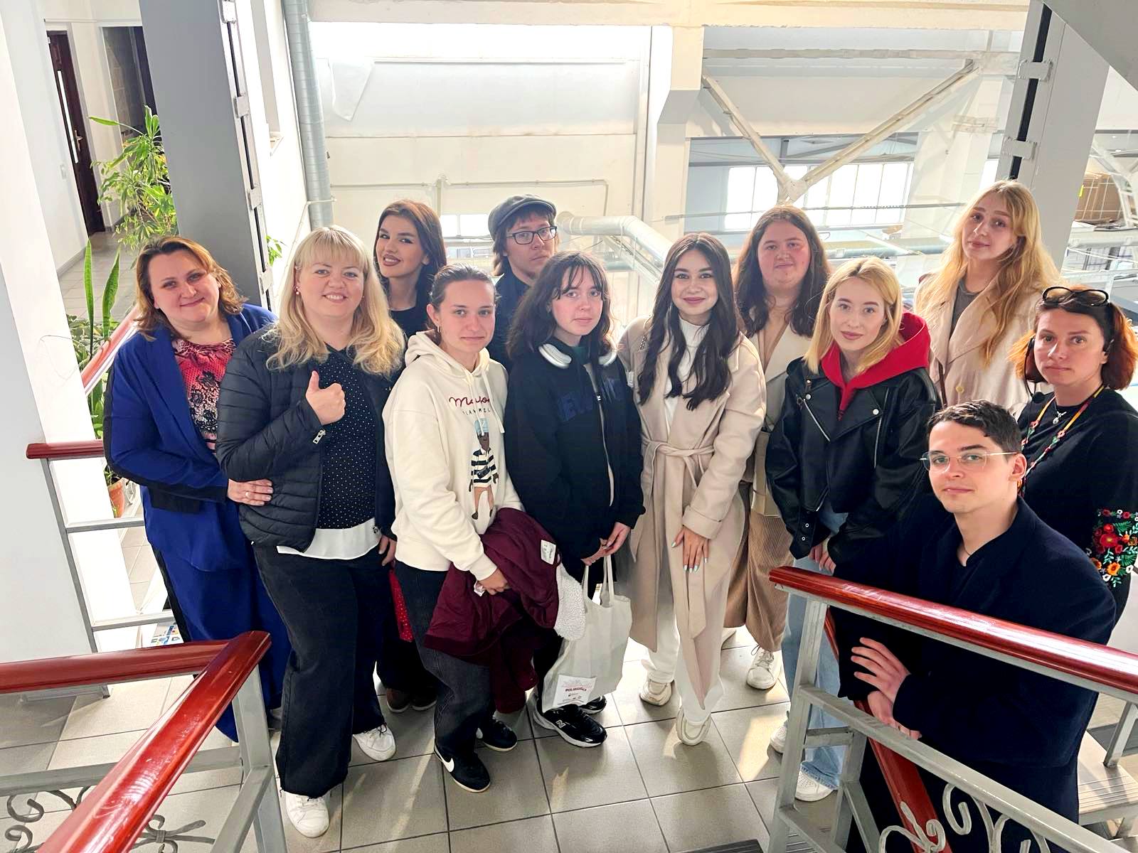  Cтуденти факультету філології і журналістики здійснили захопливу екскурсію на видавництво «Підручники і посібники».jpg