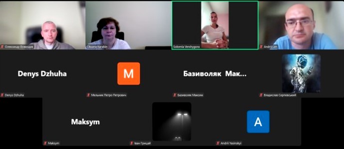 Учасники тренінгу.jpg