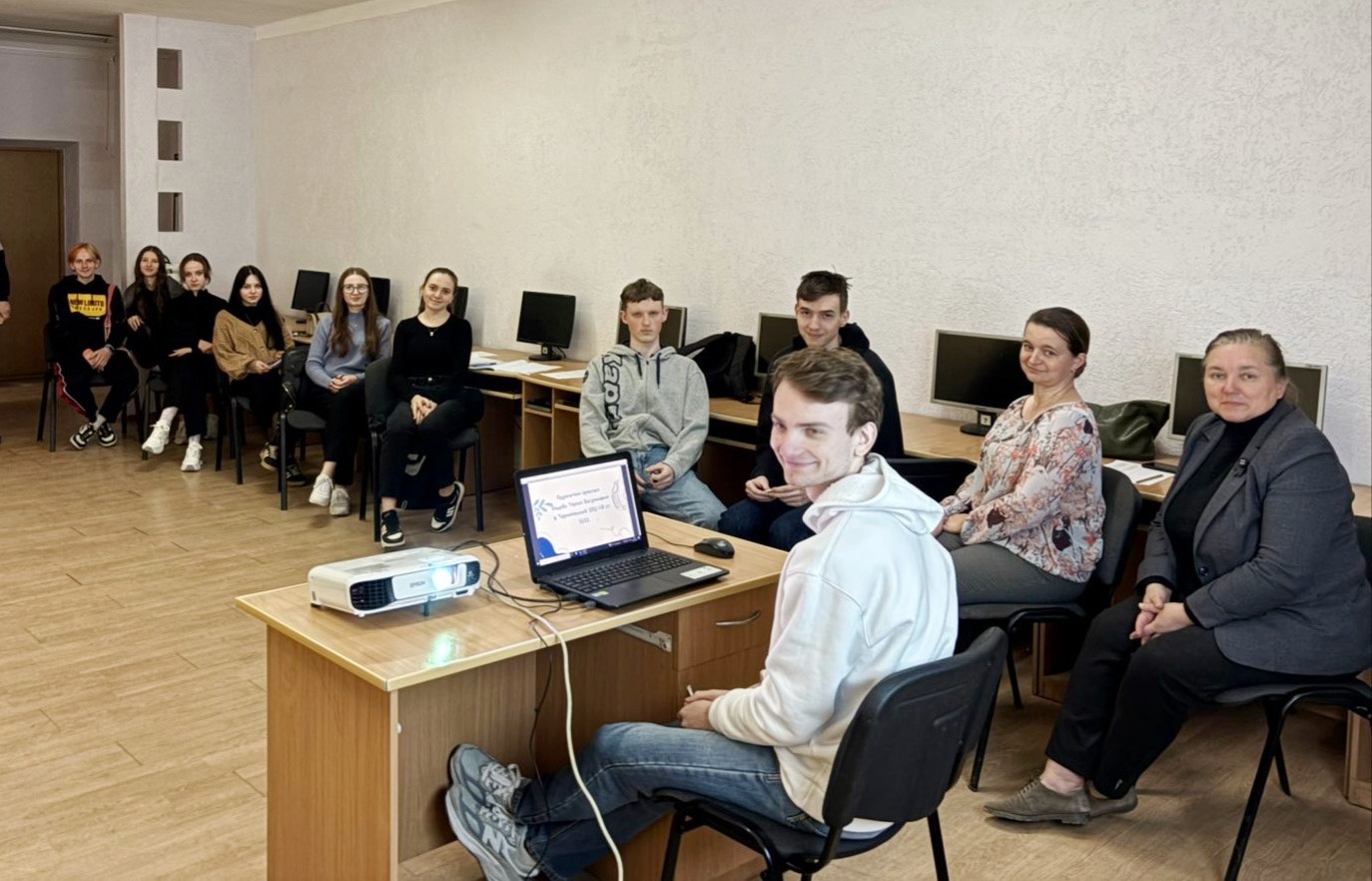   Звітна конференція з педагогічної практики.jpg